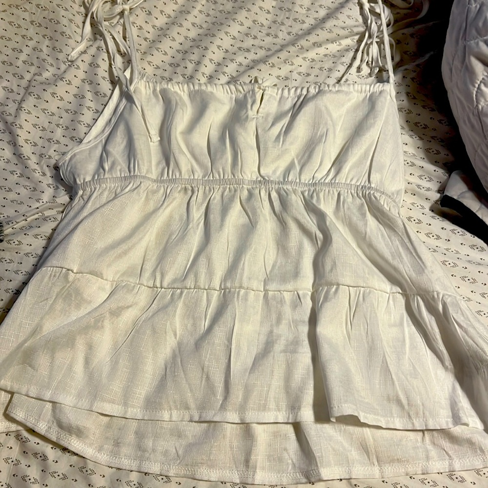 Flowy tank